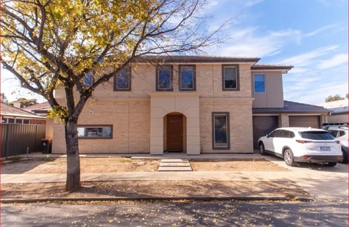 Prospect House | Newly built cozy double storey 3 bed room house at Prospect.