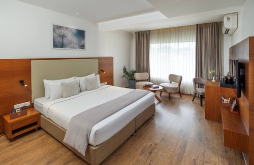 Civil Station Hotel | Nexstay Oshin Wayanad