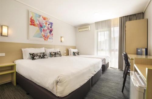Coolaroo Hotel | Nightcap at Coolaroo Hotel