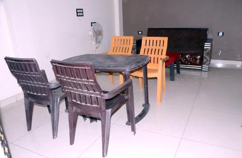 Gomti Nagar House | Noor Villa, Your Home Away From Home
