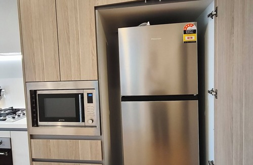 Epping Apartment | North facing cosy 2 Bedrooms ensuite APT | 2 Queen Beds | Free secure parking