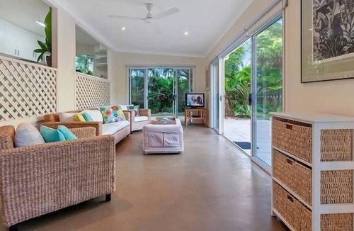 Port Douglas Cottage | Nota Villa Port Douglas