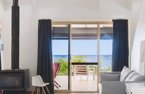 Peppermint Grove Beach House | Oceanview Loft by Peppy Beach Retreats® (6 Adults), Oceanview Loft
