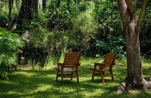 North Dandalup Cabin | Off Grid Tiny Home Fern View: Escape the City, Unwind & Reconnect with Nature