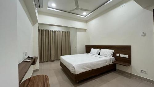 Anna Nagar Hotel | OGinn