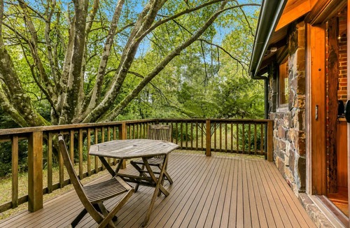 Olinda House | Olinda - Beech 1 by Ready Set Stay (1 bedroom)