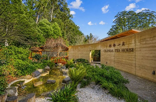 Olinda Apartment | Olinda Birch by Ready Set Stay