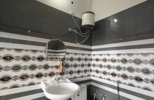 Jakh Hotel | Orophile Retreat Resort