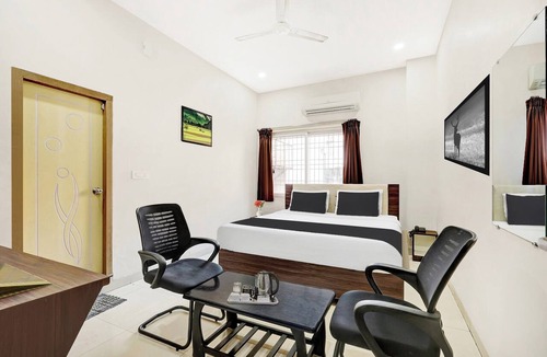 Dabagardens Hotel | OYO Collection O Dabagardens Near RK
