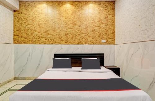 Kalyanpur Hotel | OYO Flagship Hotel Tri Palace