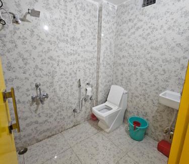 Orchha Hotel | OYOs Couple Hotel Orchha