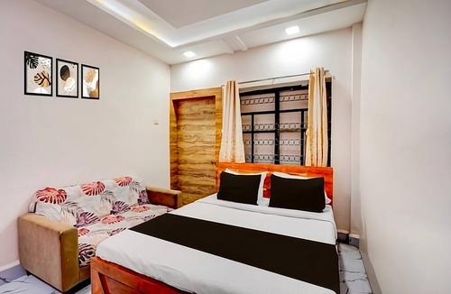 Pimpri Colony Hotel | P1 Staycation