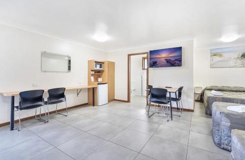 Tarro Hotel | Palm Valley Motel