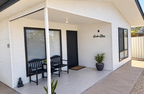Lightning Ridge House | Pandora Place - Conveniently Located