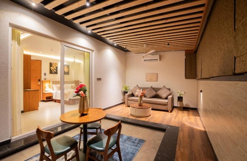 Arekere Hotel | Park Avenue Hotel,Bannerghata Road,Near Apollo and Fortis Hospital