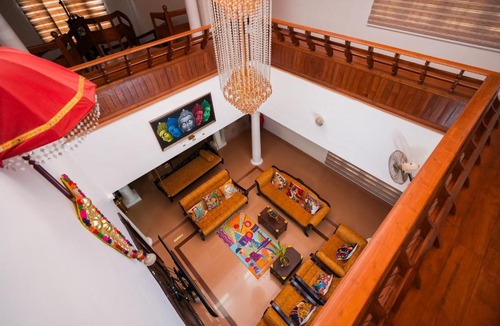 Alwaye House | Parudeesa - Luxurious Palace look with pool-Near CBD - Kerala - India with Breakfast