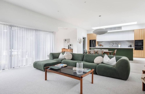 Rosebud House | Pavilion Verde Designer Retreat near Rosebud Beach