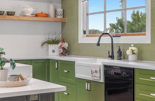 Capel Sound House | Peninsula Green Cottage - 5 MINUTES WALK TO THE BEACH!