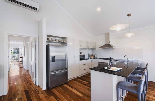 Peppermint Grove Beach House | Peppy Harmony House—Coastal Calm on Geographe Bay