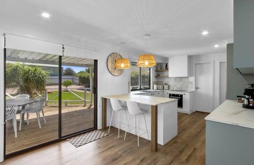 Moonta Bay House | Percey’s Beach House Moonta Bay