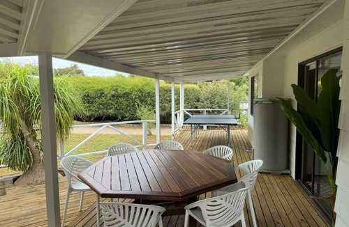 Moonta Bay House | Percey’s Beach House Moonta Bay