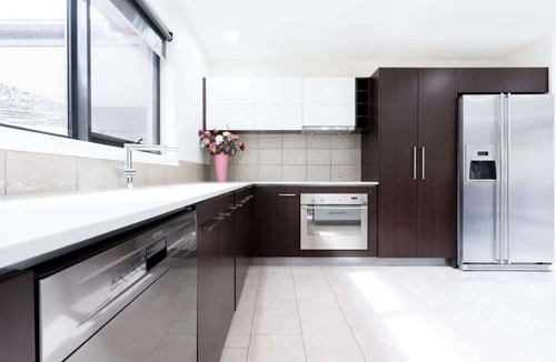 Newstead House | Perfect for groups and large families - Sleeps 12