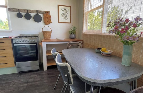 Glenorchy Cottage | Pet friendly accommodation.