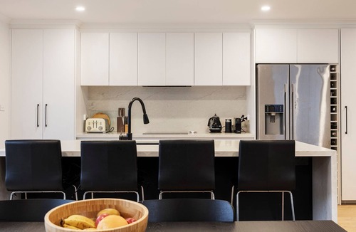 Hampton House | Pet Friendly - Bayside Spritz in Hampton