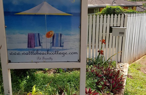Port Macquarie Cottage | Pet Friendly Beach Retreat, 1 Wattle Street.