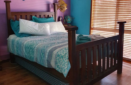Silver Sands House | Pet Friendly Beach Shack, one street from the Silver Sands Beach