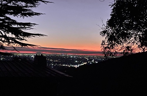 Upwey House | Picturesque home away from home, in the hills. Escape to nature!