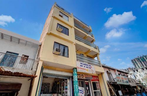 Greater Noida Hotel | PLAY HOTEL DM EXPO couple friendly
