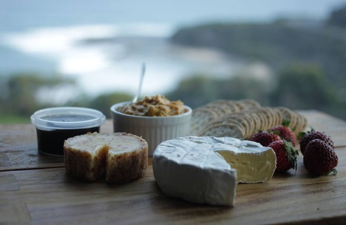 Wongarra Cottage | Points South from the sea on Great Ocean Rd