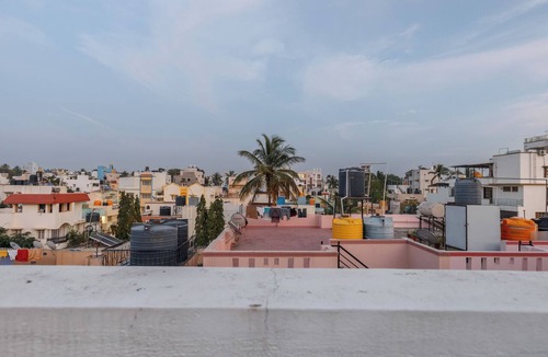 Rajajinagar House | Premium AC Home close to Orion/NU Hospital/Iskcon