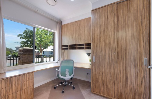 Perth House | Premium Central Cosy Large Family Friendly Home w/Piano & Pool