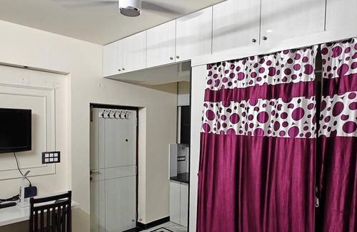 Hyderabad House | Premium Room w/Private Bath and Wi-Fi, Hyd