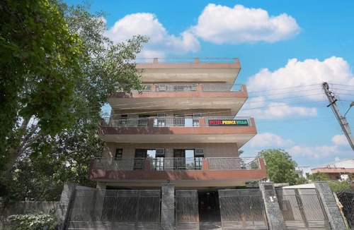 Gurugram Hotel | Prince Villa