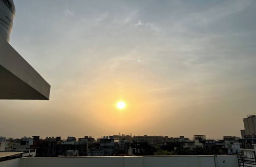 Ghata Apartment | Private Cinema Boho 1BHK Projector & Balcony