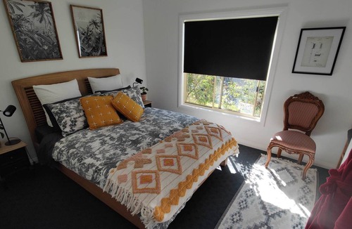 Cape Woolamai Cottage | Private Cottage Walking Distance to the Beach and Restaurants