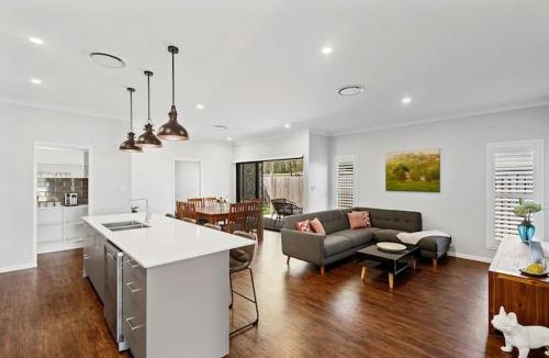 Mudjimba House | Private Mudjimba Beach Abode