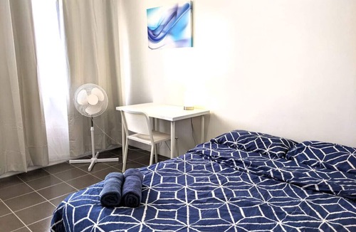 Oak Park House | *PROMO!* Next to Train Station!