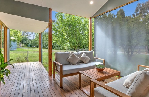 Porepunkah Cottage | Punkah Cottage: 3 BR, 1 BA Cottage in Porepunkah, Sleeps 6