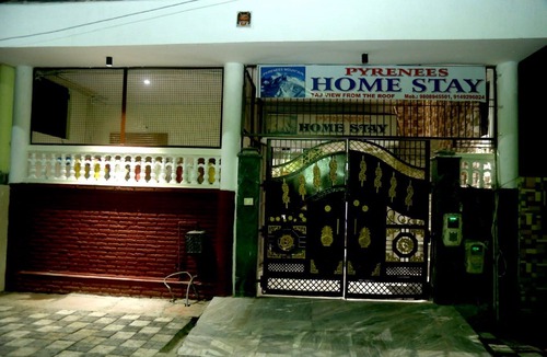 Taj Ganj House | Pyrenees Homestay