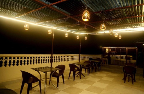 Taj Ganj House | Pyrenees Homestay
