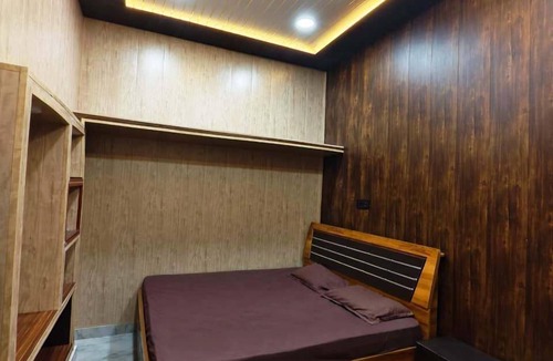 Mahmoorganj House | RAINBOW INN