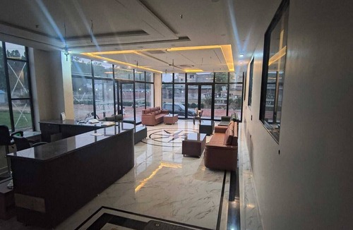 Kushinagar Hotel | Raja Krishna Mahal