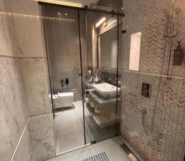Kanpur Dehat District Hotel | Rajawat The Fern - An Ecotel Hotel, Kanpur