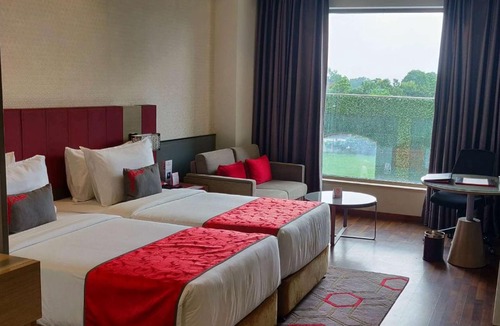 Lucknow Hotel | Ramada Plaza by Wyndham Lucknow
