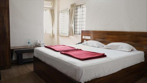 Krishnagiri Hotel | Rams Inn