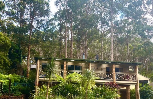 Denmark House | Raylea Retreat - Rest and Relax surrounded by nature - fur baby friendly!